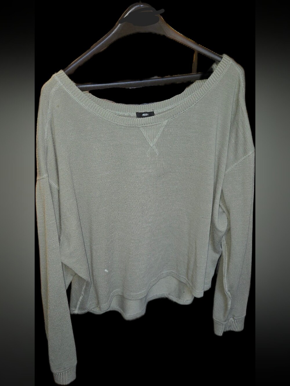 Ardène Light Sage Green Off-Shoulder Pullover